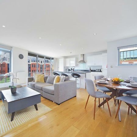 2 Bed Executive Penthouse Near Liverpool Street Free Wifi By City Stay Aparts Londra Esterno foto