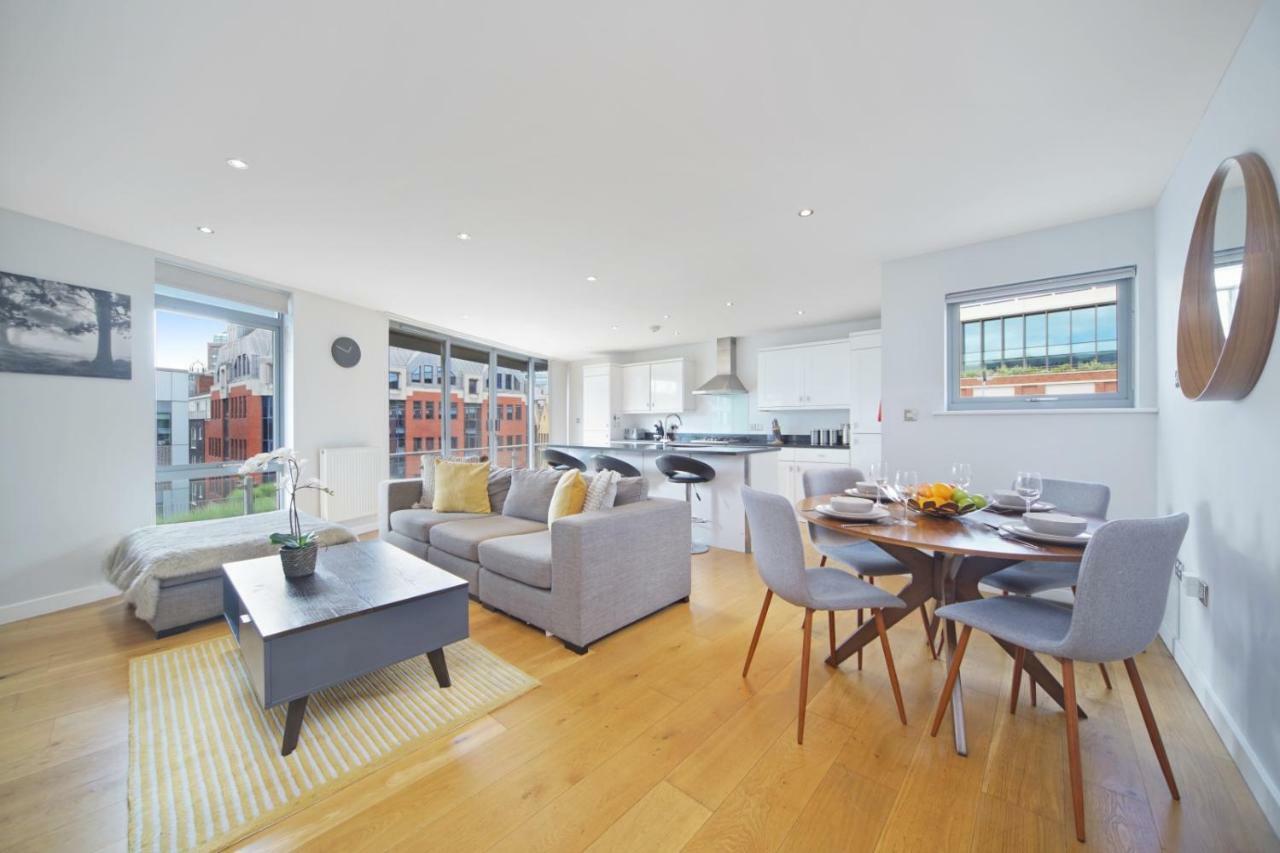 2 Bed Executive Penthouse Near Liverpool Street Free Wifi By City Stay Aparts Londra Esterno foto